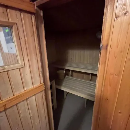 2,5 Pieces A Haute-nendaz, Grande Terrasse, Piscine, Sauna, Tennis Appartement