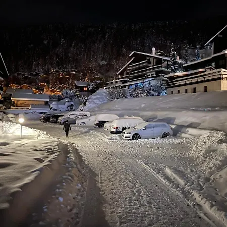 2,5 Pieces A Haute-nendaz, Grande Terrasse, Piscine, Sauna, Tennis Nendaz