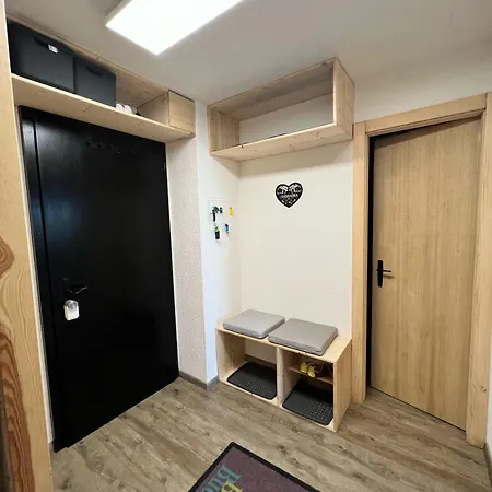 2,5 Pieces A Haute-nendaz, Grande Terrasse, Piscine, Sauna, Tennis * Nendaz