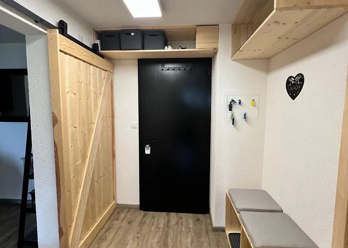 2,5 Pieces A Haute-nendaz, Grande Terrasse, Piscine, Sauna, Tennis *