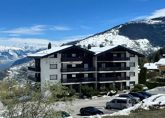 2,5 Pieces A Haute-nendaz, Grande Terrasse, Piscine, Sauna, Tennis